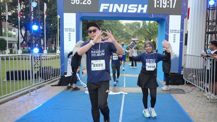 Race photo from KEMLU RUN 2025