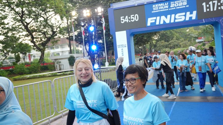Race photo from KEMLU RUN 2025