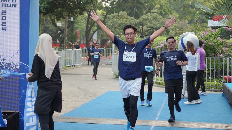 Race photo from KEMLU RUN 2025