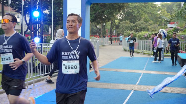 Race photo from KEMLU RUN 2025