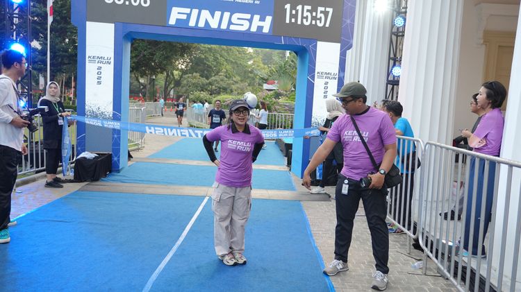 Race photo from KEMLU RUN 2025