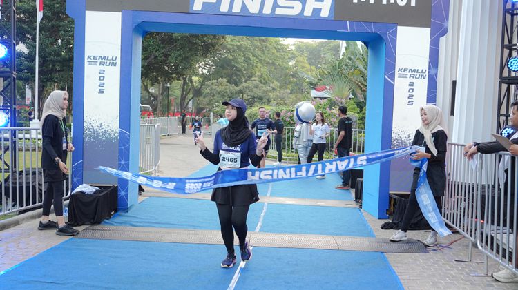 Race photo from KEMLU RUN 2025