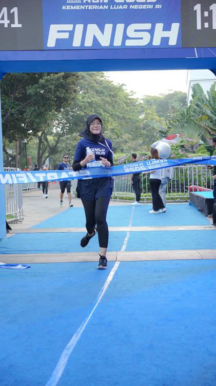 Race photo from KEMLU RUN 2025