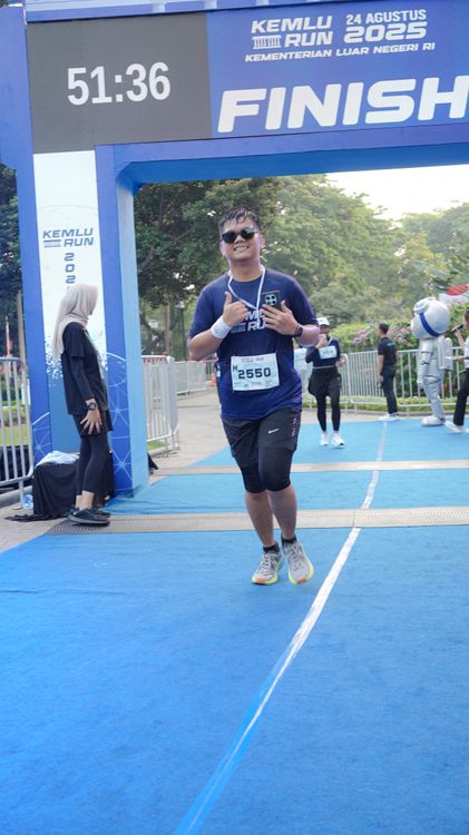 Race photo from KEMLU RUN 2025