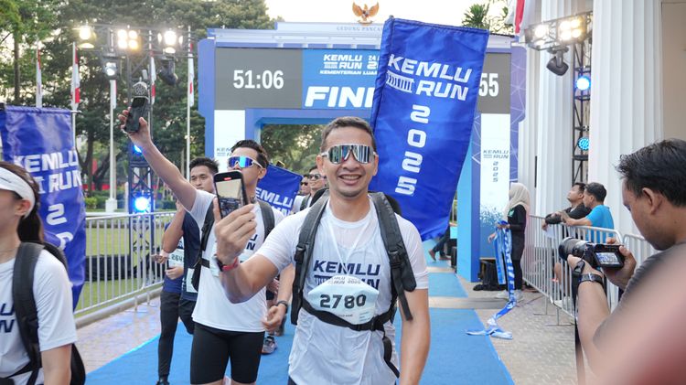 Race photo from KEMLU RUN 2025