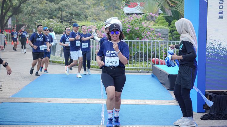 Race photo from KEMLU RUN 2025