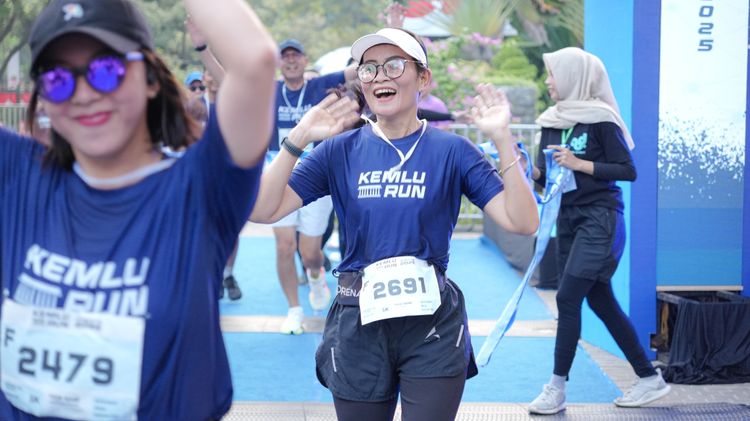 Race photo from KEMLU RUN 2025