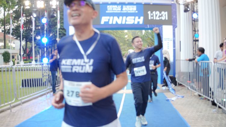 Race photo from KEMLU RUN 2025