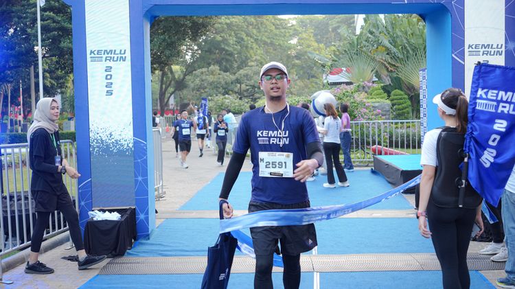Race photo from KEMLU RUN 2025