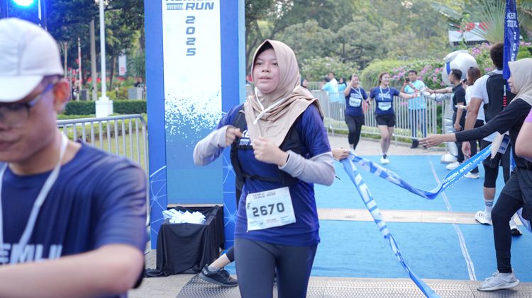 Race photo from KEMLU RUN 2025