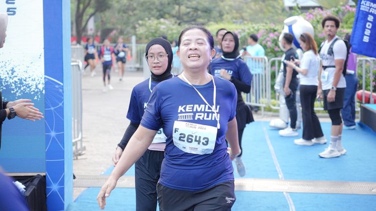 Race photo from KEMLU RUN 2025