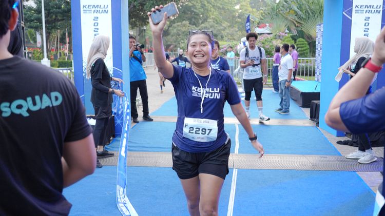 Race photo from KEMLU RUN 2025