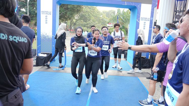 Race photo from KEMLU RUN 2025
