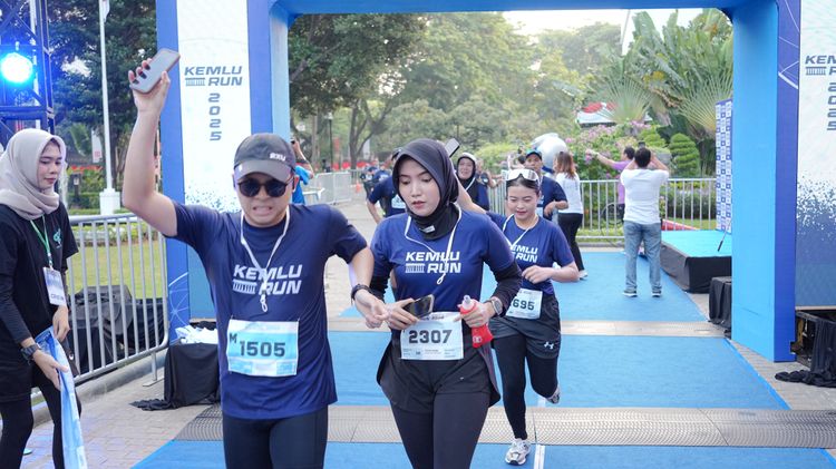 Race photo from KEMLU RUN 2025