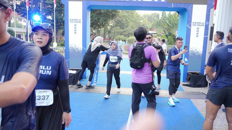 Race photo from KEMLU RUN 2025