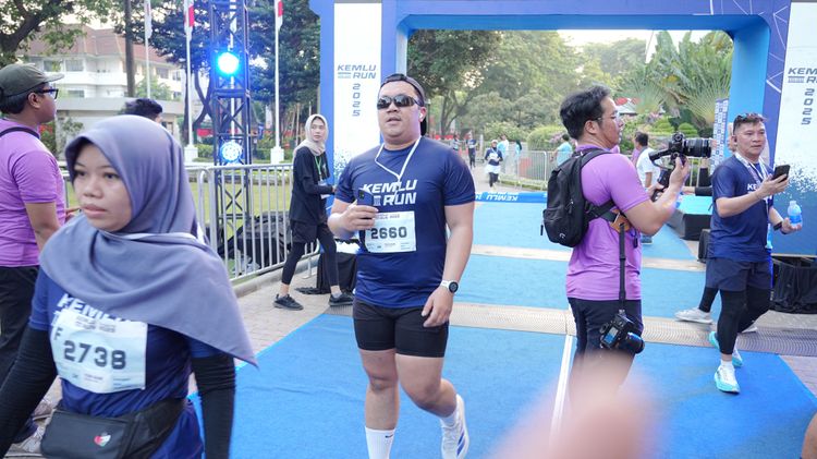 Race photo from KEMLU RUN 2025