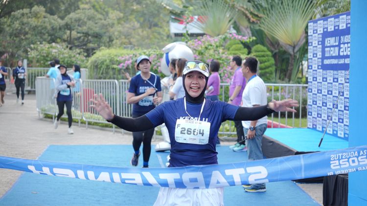 Race photo from KEMLU RUN 2025
