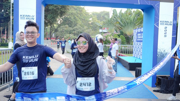 Race photo from KEMLU RUN 2025