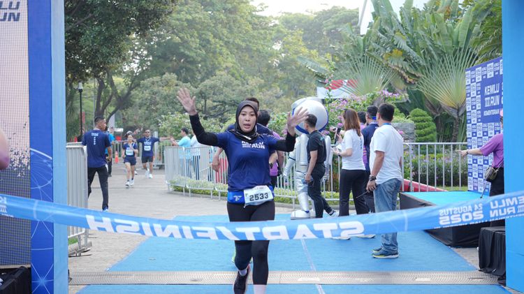 Race photo from KEMLU RUN 2025