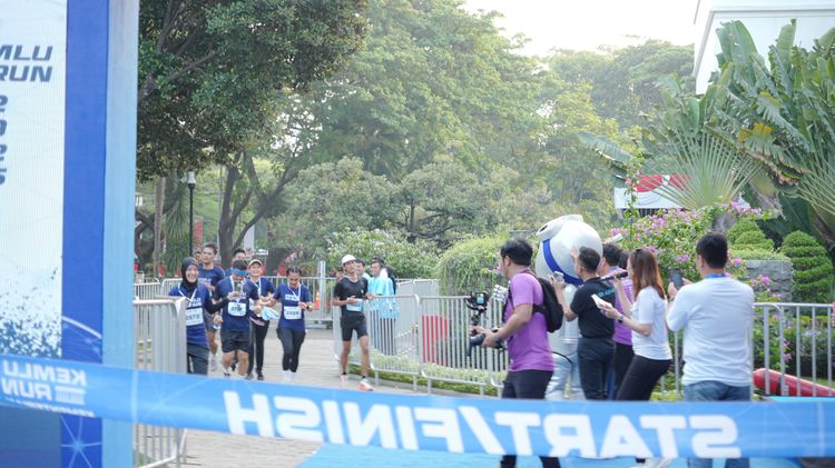 Race photo from KEMLU RUN 2025