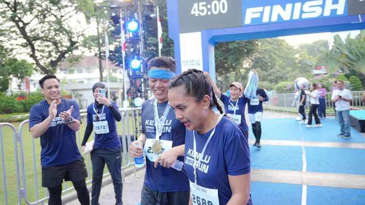 Race photo from KEMLU RUN 2025