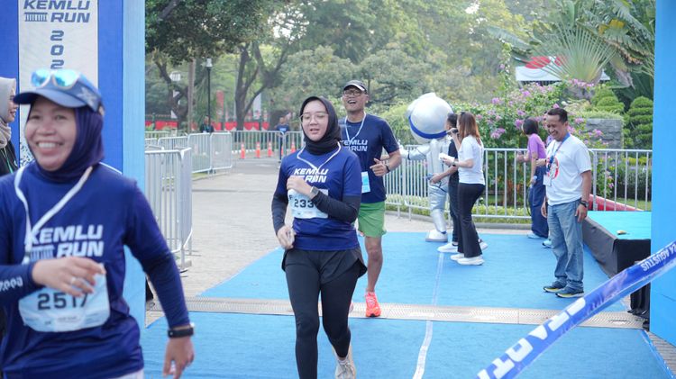Race photo from KEMLU RUN 2025