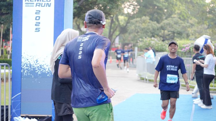 Race photo from KEMLU RUN 2025