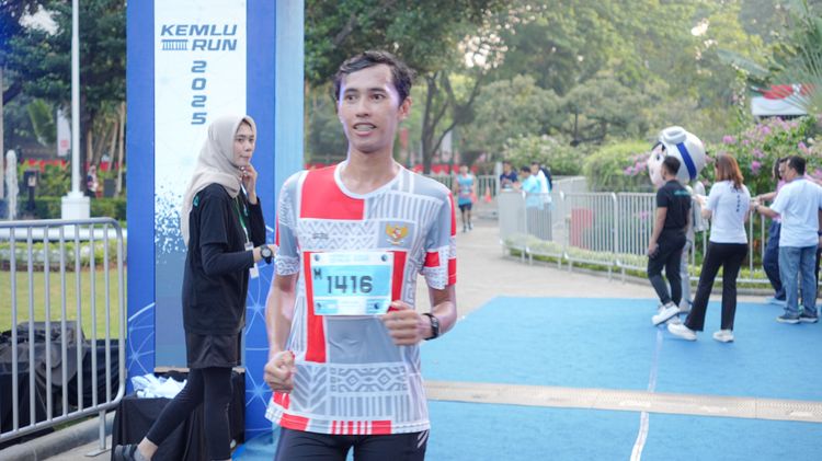Race photo from KEMLU RUN 2025