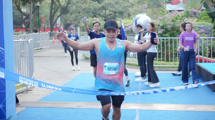 Race photo from KEMLU RUN 2025