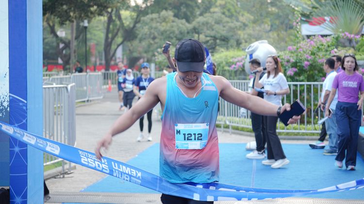 Race photo from KEMLU RUN 2025