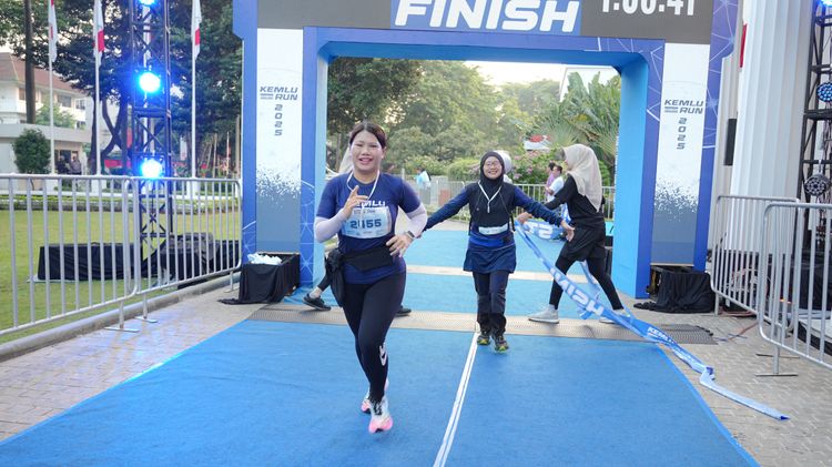 Race photo from KEMLU RUN 2025