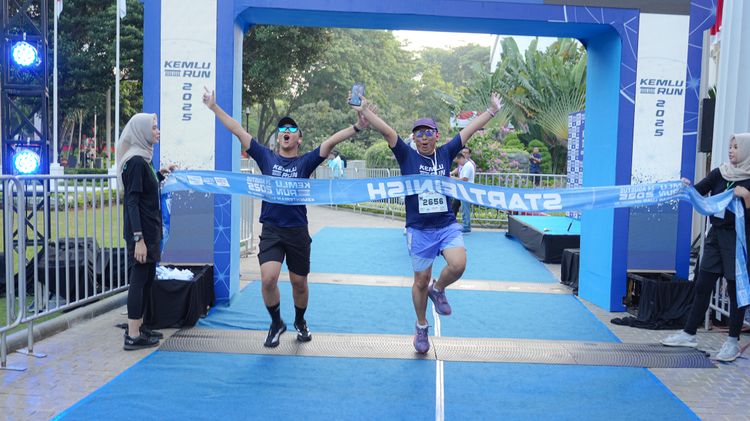 Race photo from KEMLU RUN 2025