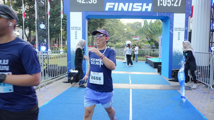 Race photo from KEMLU RUN 2025