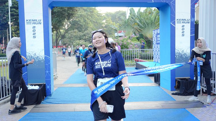 Race photo from KEMLU RUN 2025