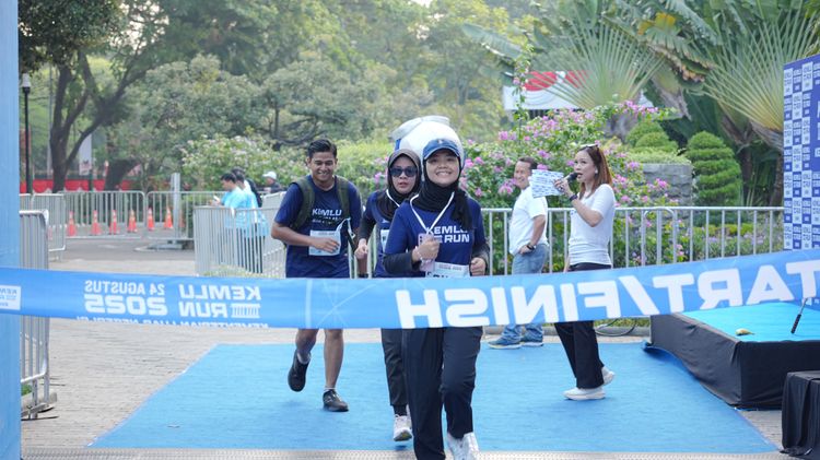 Race photo from KEMLU RUN 2025