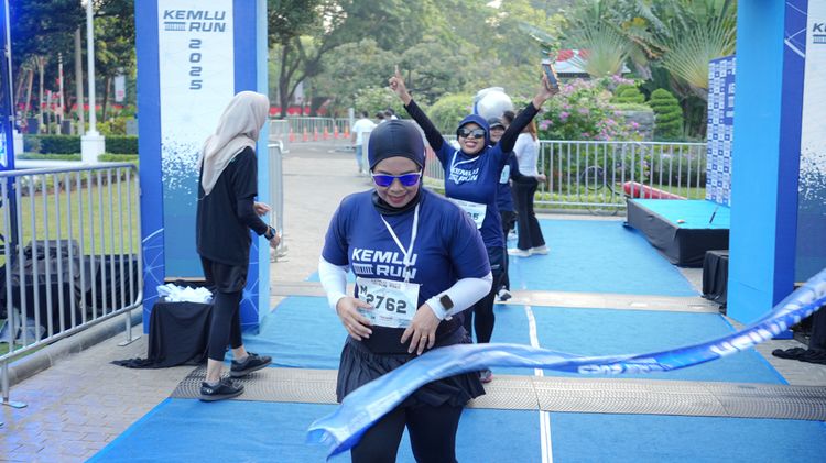 Race photo from KEMLU RUN 2025