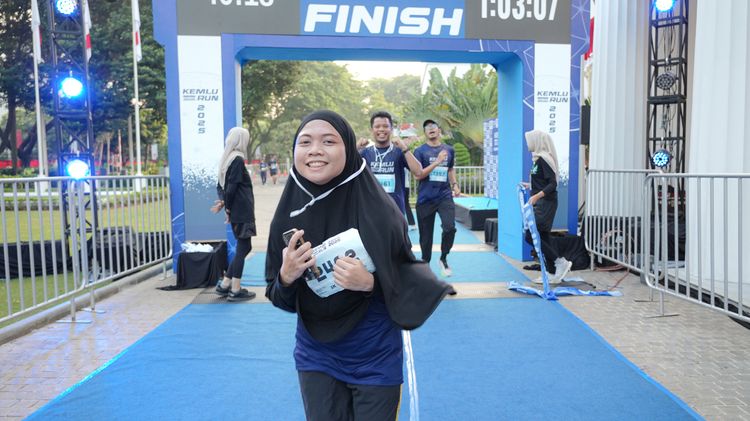Race photo from KEMLU RUN 2025