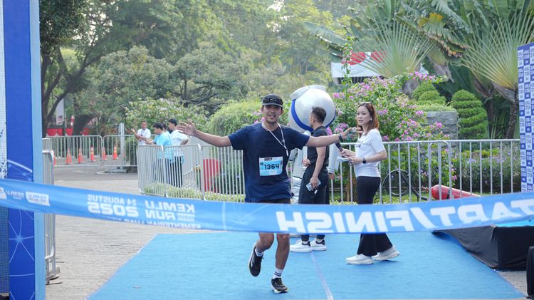 Race photo from KEMLU RUN 2025