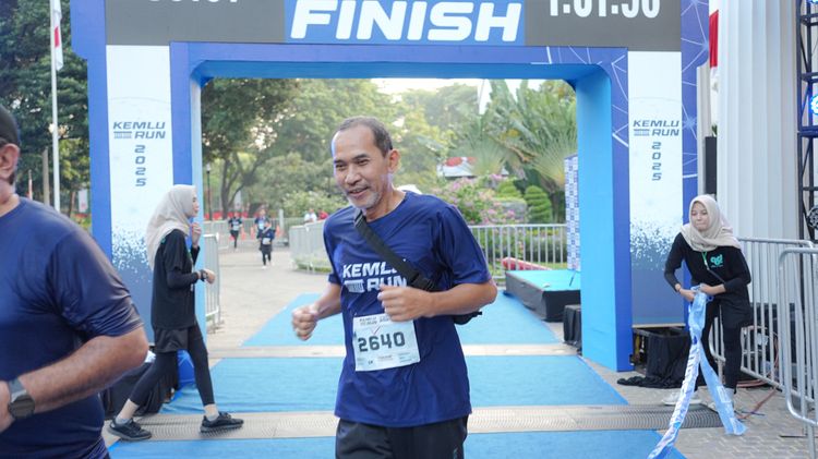 Race photo from KEMLU RUN 2025