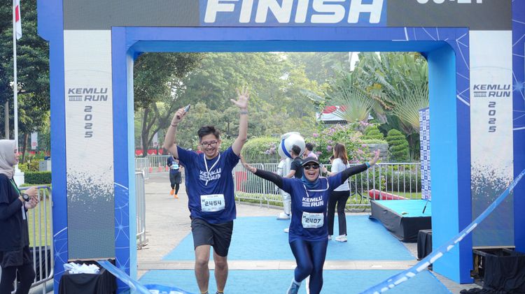 Race photo from KEMLU RUN 2025