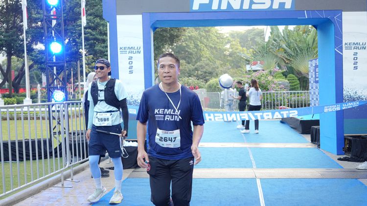Race photo from KEMLU RUN 2025