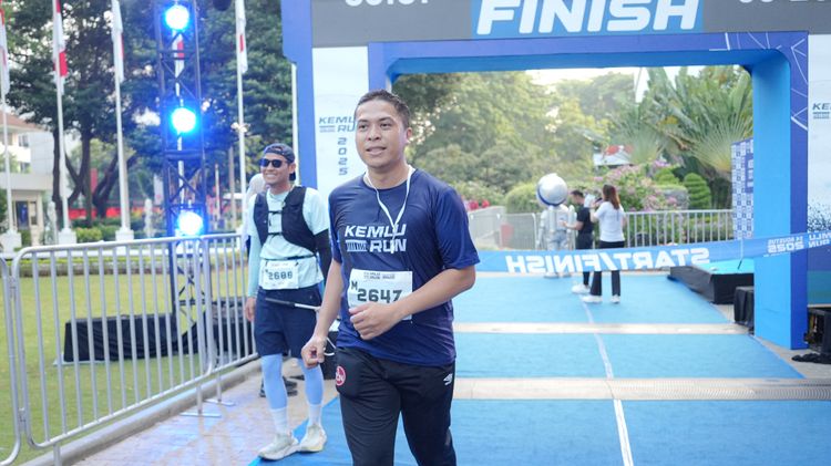 Race photo from KEMLU RUN 2025