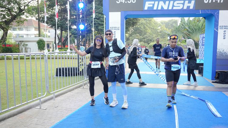 Race photo from KEMLU RUN 2025