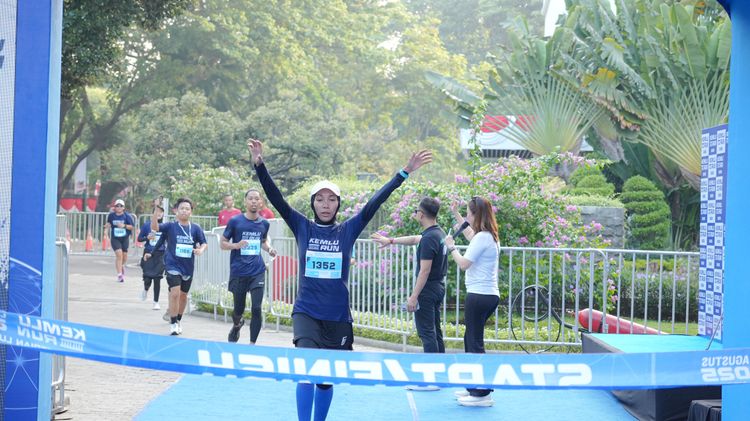 Race photo from KEMLU RUN 2025