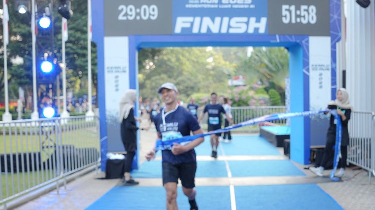 Race photo from KEMLU RUN 2025