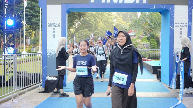 Race photo from KEMLU RUN 2025