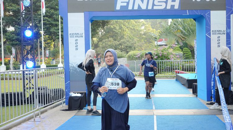 Race photo from KEMLU RUN 2025