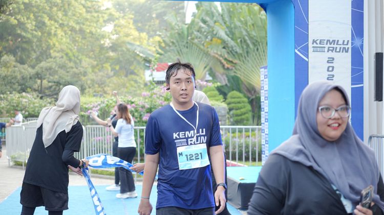 Race photo from KEMLU RUN 2025