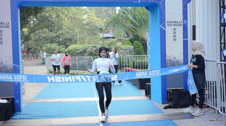 Race photo from KEMLU RUN 2025