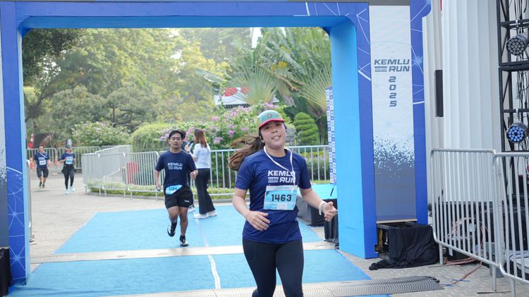 Race photo from KEMLU RUN 2025